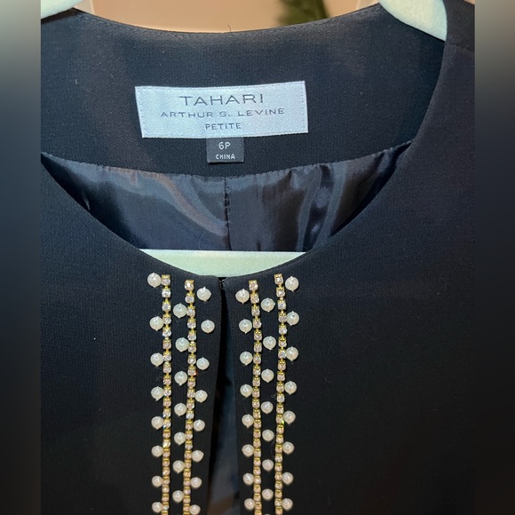 Women’s Tahari Arthur S Levine Black Pearl Trim Suit Blazer Petite 6P Open Front - Picture 2 of 14
